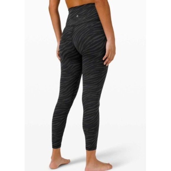 lululemon athletica Pants - Lululemon Align High-Rise Pant with Pockets 25 Le Tigre Camo Deep Coal Multi 18